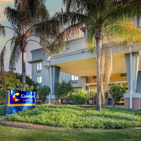 Comfort Suites Vacaville-Napa Valley Area