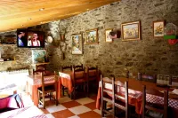 Hostal Rusó SC Hotels in Llívia