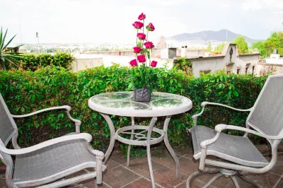 Casa de la Loma Hotels in 