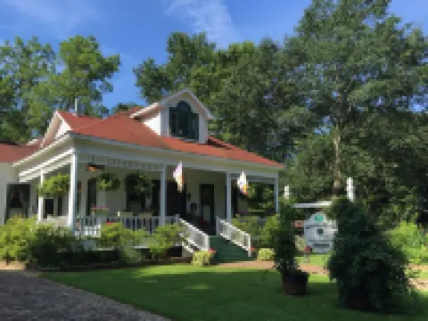 White Oak Manor Bed and Breakfast Hotels in Jefferson