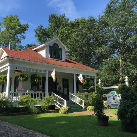 White Oak Manor Bed and Breakfast