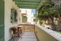 Finikas Hotel