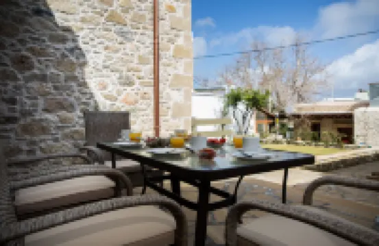 Agarathos Deluxe Homes in the Heart of Kaliviani Near Balos