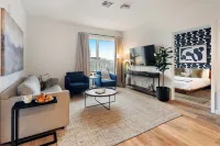 Luxury Apartments by Hyatus at Boston Everett Hotels in Everett