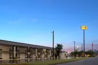 Super 8 by Wyndham Perry GA