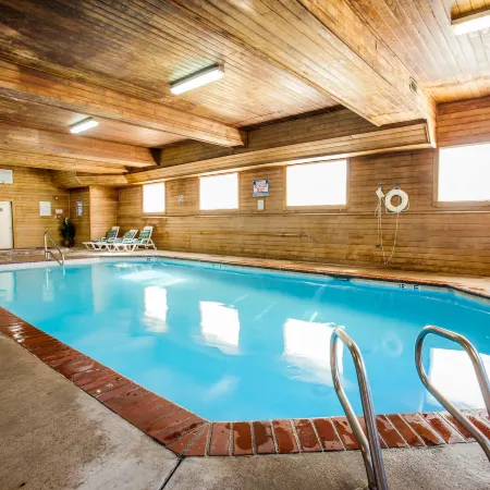 Quality Inn & Suites Vancouver North