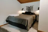 Remodeled Cook Forest Cabin