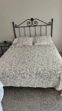 Hostal la Cañada Segoviana Отели рядом с достопримечательностью «Plaza de Toros de Illescas»