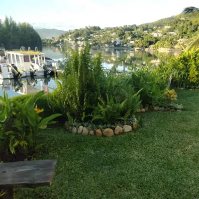 Mae Water Front Apartments Hotels in Glacis