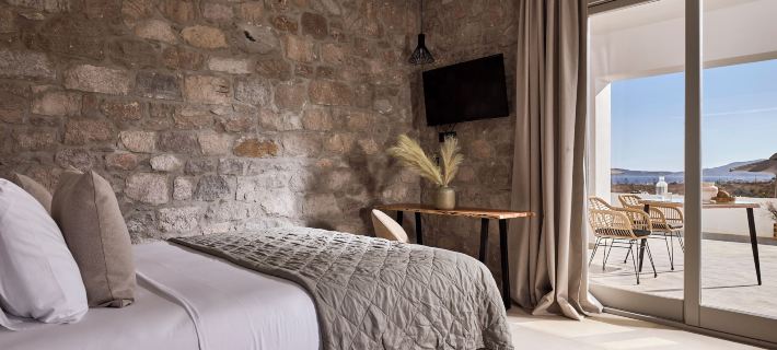 Kedros Milos Suites Hotels in Milos
