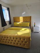 Tranquil Getaway in Wolverhampton - Perfect for Relaxation