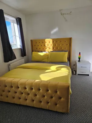 Tranquil Getaway in Wolverhampton - Perfect for Relaxation