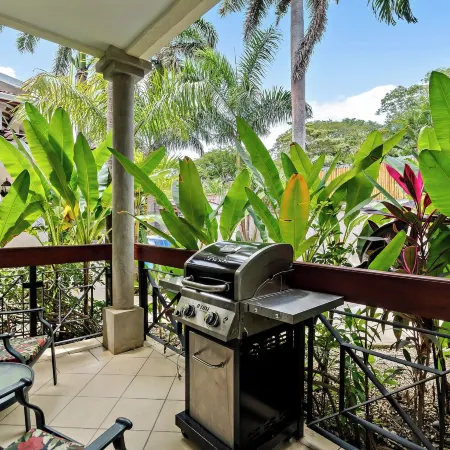 1-Bd Near Beach, Great for Digital Nomads