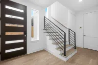 Newly Built Modern 3 Bedroom Houston Home