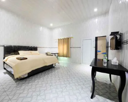 Mega Nasional Hotel & Restaurant Hotel di Gunungsitoli Selatan