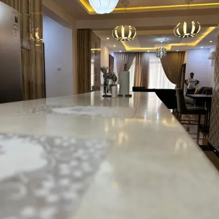 Nigus House Oniru