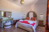 Al Karob Yoga Boutique Hotel Hotels in Guia