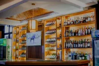 Royal Mgwasi Hotel - Bar