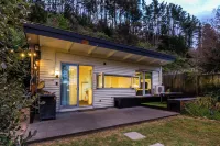 The Grove Turangi Hotels in Motuoapa
