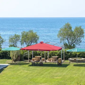 Irida Beach Resort Suites