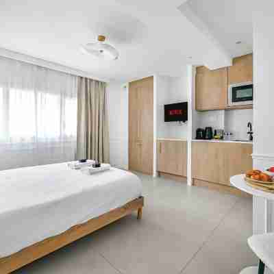 JIJI Suites Rooms