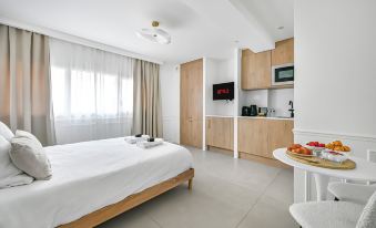 Jiji Suites