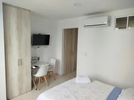 Hotel Casa Alom Отели рядом с достопримечательностью «Cali Zoo»