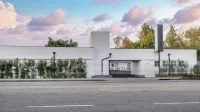 The LEEF Hotel Hotels near Gallery Godo