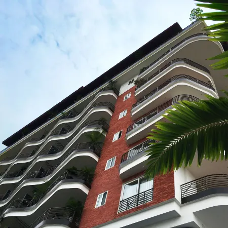Pinnacle Resorts 180