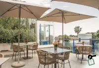 Hotiday Mondello Beach