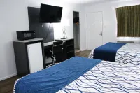 Motel 6 New Boston, TX Hotels near County Line Holiness Church