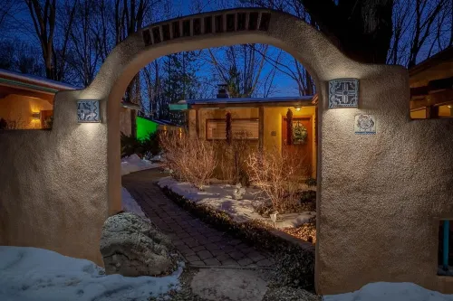 Dreamcatcher B&B Hotels in Taos