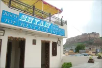 Shyam Palace Guest House - Mountain view