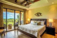 Reserva Conchal Resort - Jobo Complex - parking