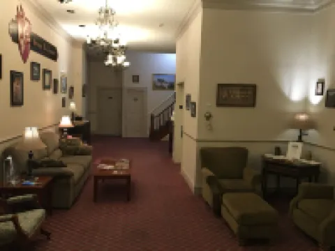 Hermann Crown Suites Hotels in Hermann