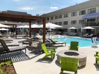 DoubleTree Suites by Hilton Hotel Nashville Airport - Rooftop Pools