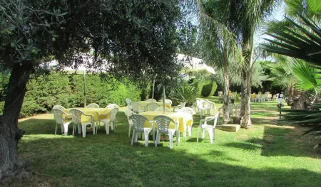 L'Araucaria Turismo Rurale Отели в г. Scoglitti