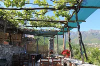 Agriturismo Casa Scola Hotels in Gragnano