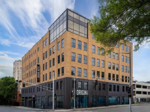 오리진 애틀랜타, 와이엄 호텔  호텔