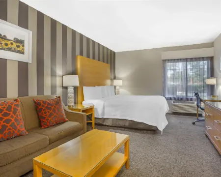 Best Western Plus Dixon Davis Hotels in Solano County