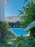 Luna House & Cowork - Swimmingpools