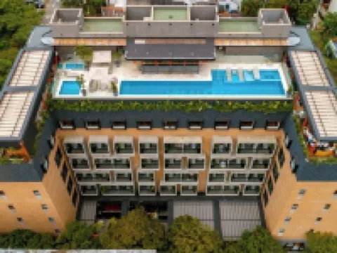 Landmark Hotel 鄰近Parque El Poblado的酒店