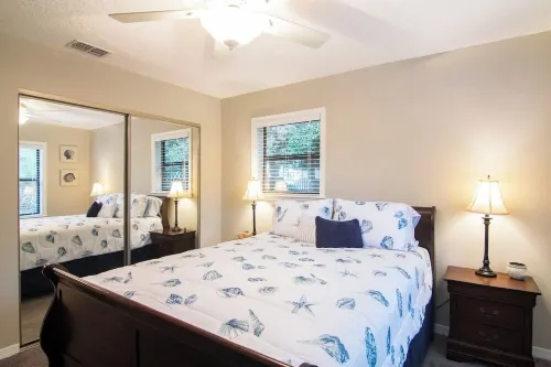 Pure Relaxation: heated pool, beach, cabana & more