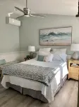 Ogunquit Oceanfront Condo, stunning views private balcony 1BR/1BA steps to town