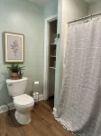 Cozy Cottage close to downtown Smithville