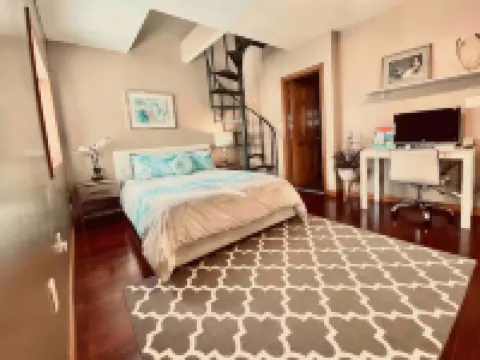 Comfortable & Spacious Luxury Home w/ Chef’s Kitchen only 15 mins to Boston Hoteles en Everett