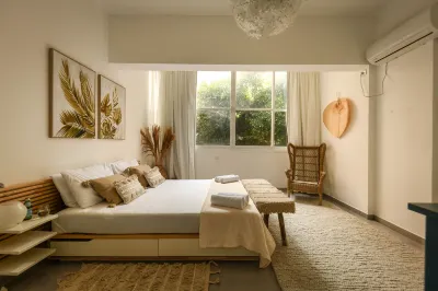 Prime Location Sunny 3Bedroom Apartment  호텔