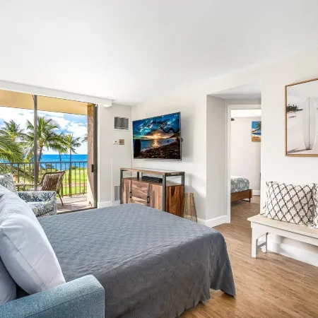 Modern & Polished Oceanfront Vistas