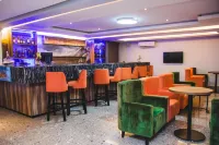 BON Hotel Platinum Enugu - bar