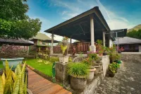 Tresno Sembalun Rinjani Hotels near Queentoxtri